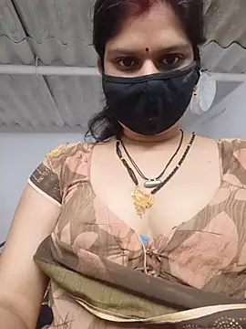 SexyBhumii XXX чат на живо