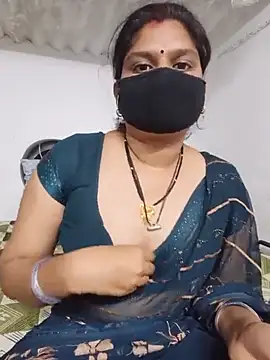 SexyBhumii 现场XXX聊天