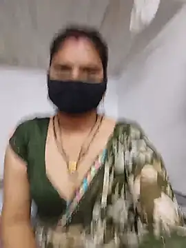 SexyBhumii live XXX chat