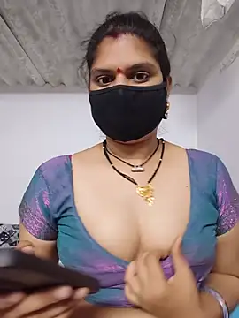 SexyBhumii 라이브 XXX 채팅