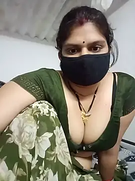 SexyBhumii's Live XXX Chat