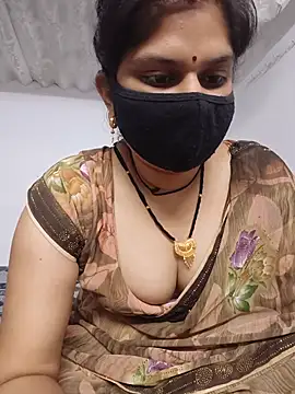 SexyBhumii 라이브 XXX 채팅