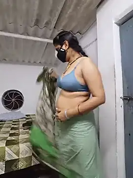 แชท XXX สดของ SexyBhumii