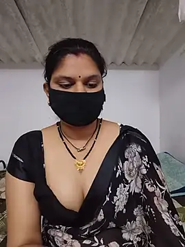 SexyBhumii – Live XXX-chat