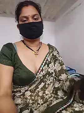XXX chat uživo modela SexyBhumii