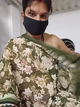 Chat XXX ao vivo de SexyBhumii