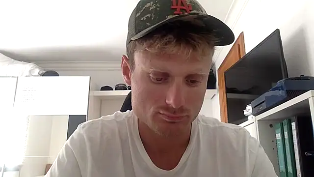 Nakedendurance1994 网络视讯表演