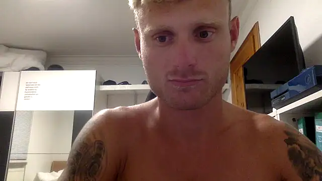 Nakedendurance1994 Show in webcam
