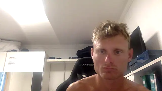 Show de Nakedendurance1994 na webcam