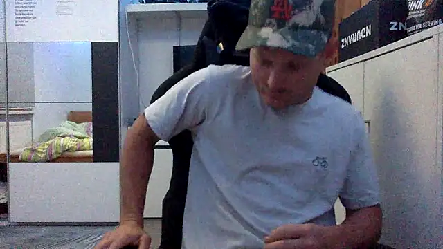Nakedendurance1994 – webcam-show