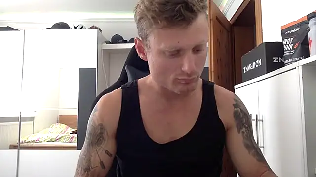 Show de Nakedendurance1994 na webcam