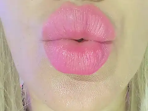 Show de karol_stom na webcam