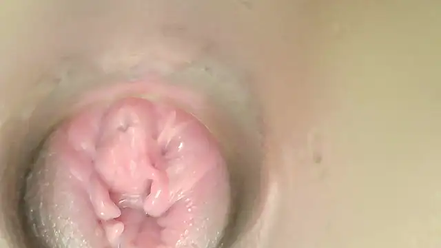 karol_stom's Webcam Show