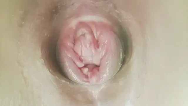karol_stom's Webcam Show