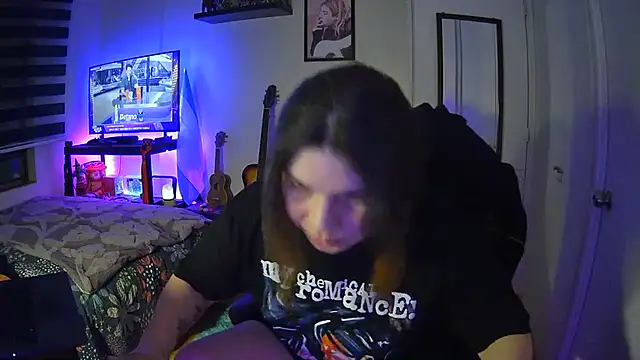Allis_Wonderland Show in webcam