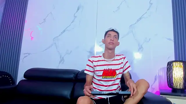 Webkamerová show Big_cock_boys1