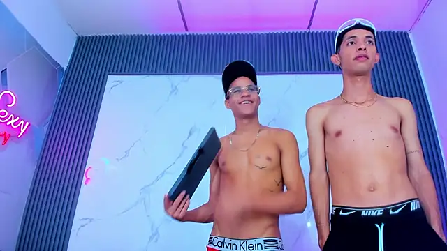 Вебкам-шоу Big_cock_boys1