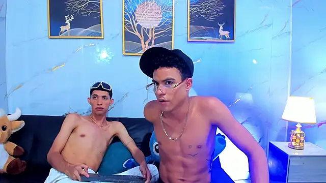 Big_cock_boys1 webkamerás műsora