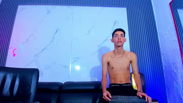 Big_cock_boys1n Webbikameraesitys