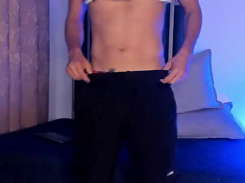 Damiam_23 Show in webcam