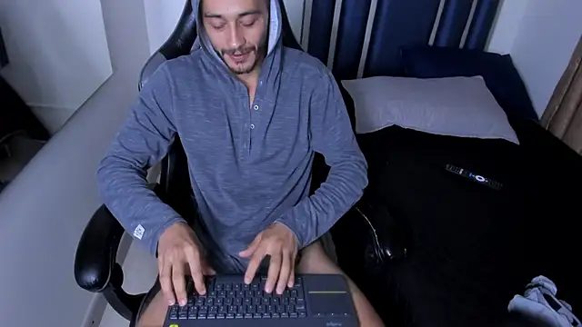 Damiam_23 Шоу с уебкамера