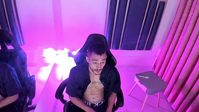 Damiam_23 webkamerás műsora