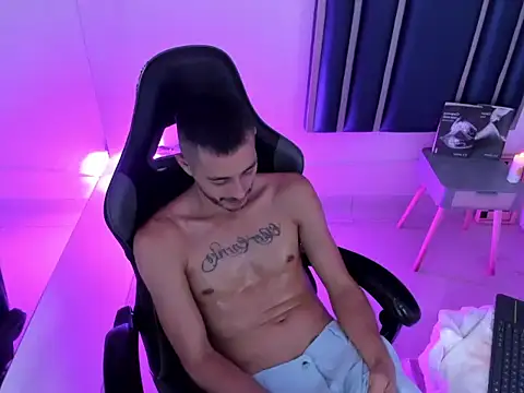 Damiam_23 Webcamshow
