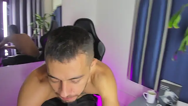 Damiam_23 Adlı Modelin Web Kamerası Şovu