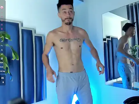 Damiam_23 Adlı Modelin Web Kamerası Şovu