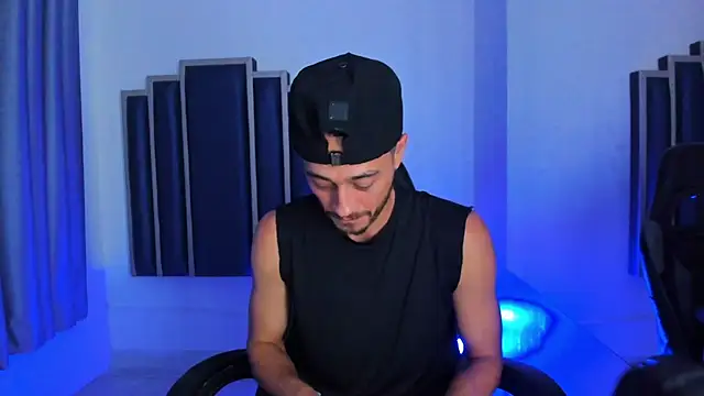Damiam_23n Webbikameraesitys