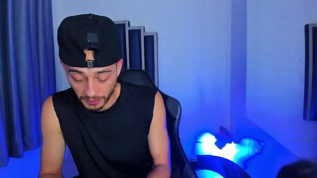 Damiam_23n Webbikameraesitys