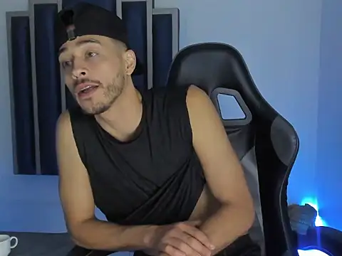 Damiam_23n Webbikameraesitys