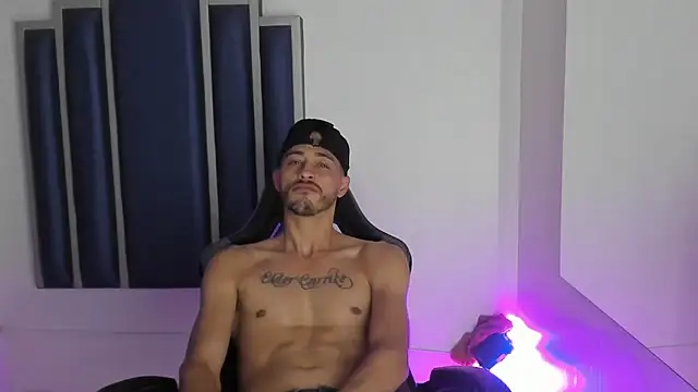 Damiam_23 Adlı Modelin Web Kamerası Şovu