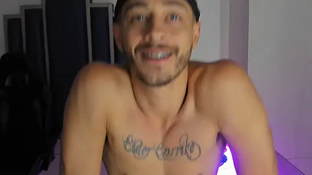 Pokazy przed kamerką – Damiam_23