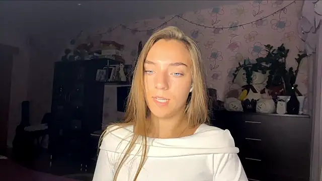 TanyaSavela Webcam show