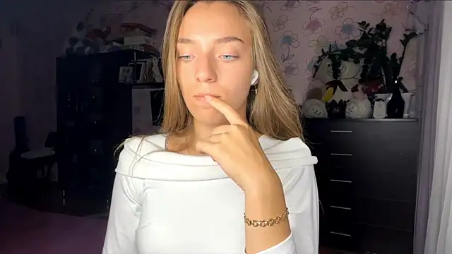 TanyaSavela Webcamshow