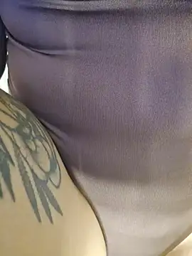 Isa_Roses' Live XXX Chat