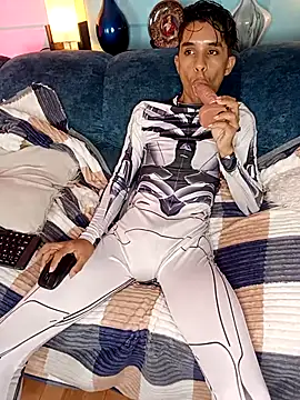 Lean_Bboy webcam show