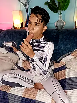 Lean_Bboy webcam show