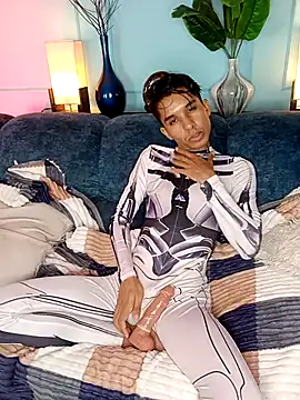 Show modela Lean_Bboy na web-kameri