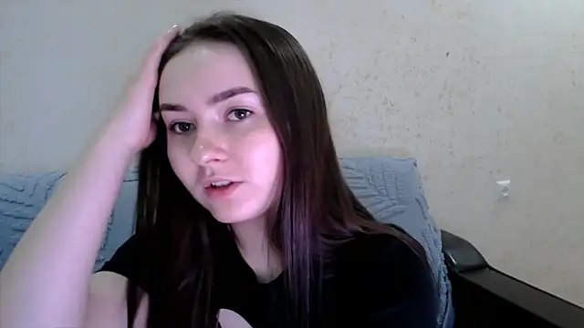 SelenaBrook Show in webcam