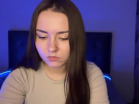 Show modela SelenaBrook na web-kameri