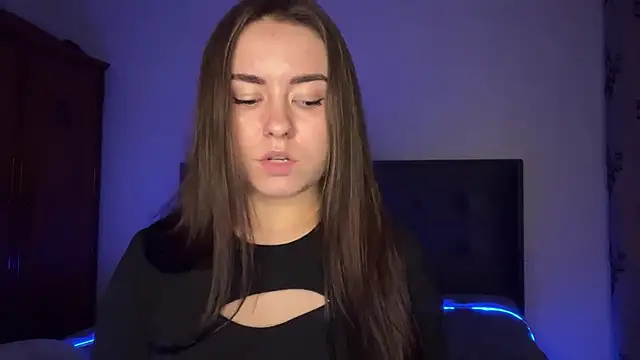 Show modela SelenaBrook na web-kameri