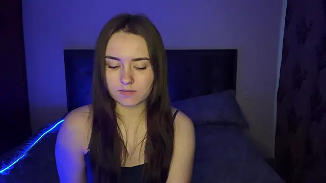 Show modela SelenaBrook na web-kameri
