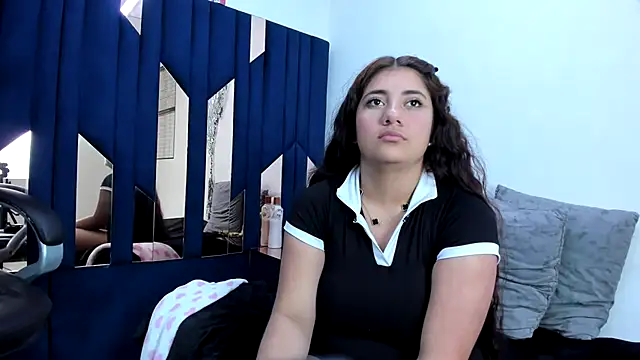 Chat +18 de KoralineSS ao vivo