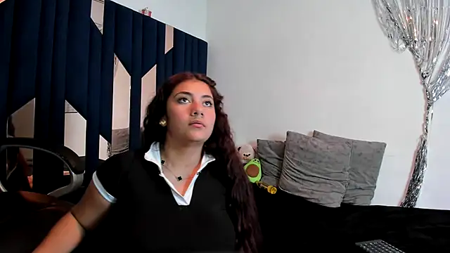 KoralineSS' Live XXX Chat