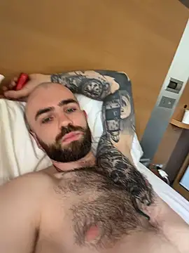 عرض كام Matthewnoir