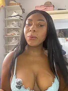 Show de Emilybrowm01 na webcam