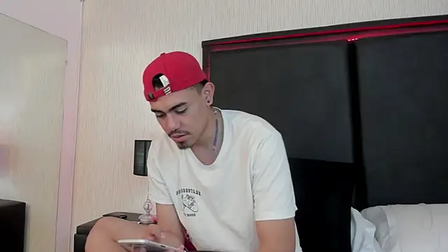 JadenJake webcam show