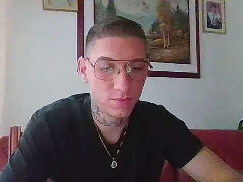 liam_carter2n Webbikameraesitys